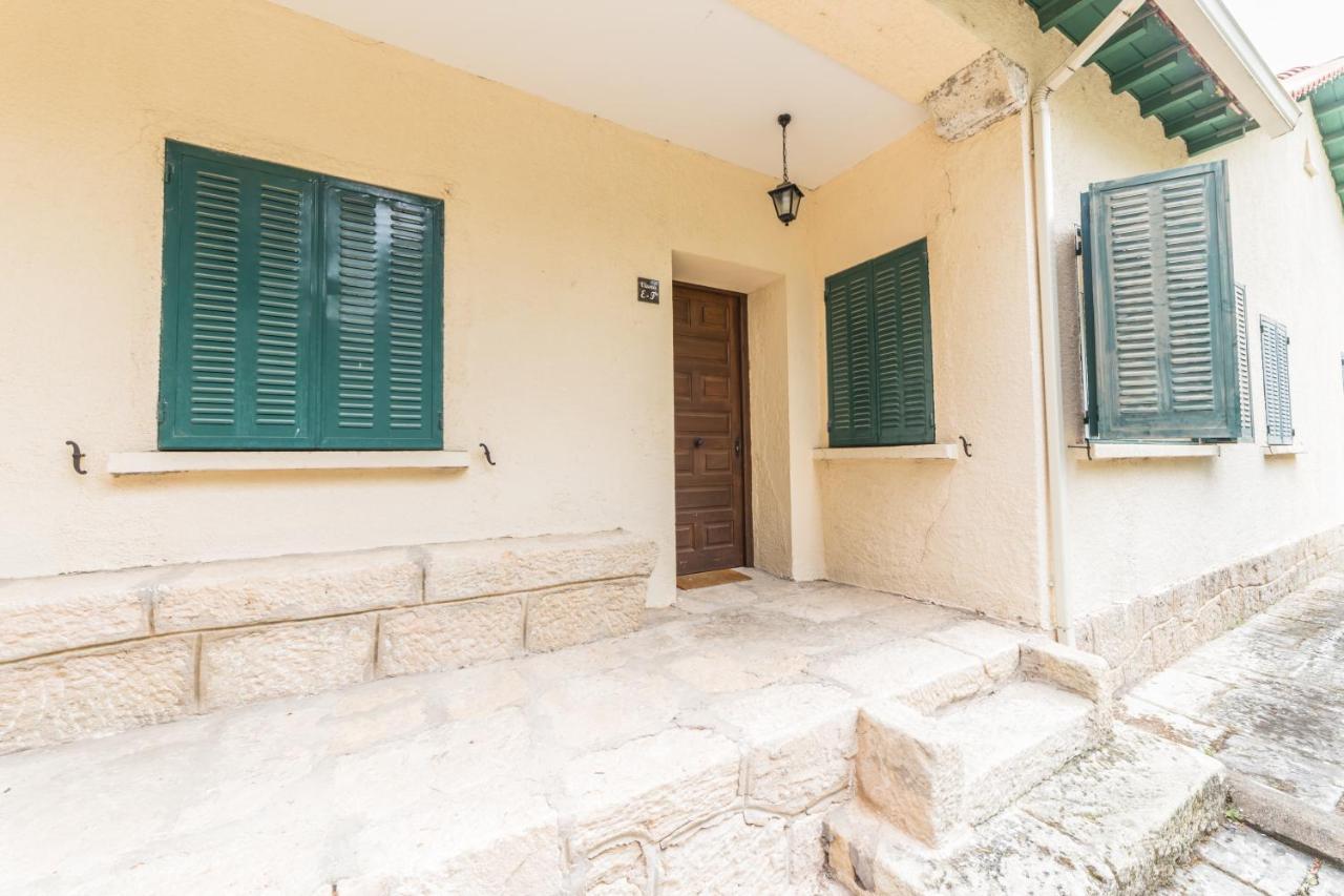 Apartamentos Rurales El Colvillo トリヨ エクステリア 写真