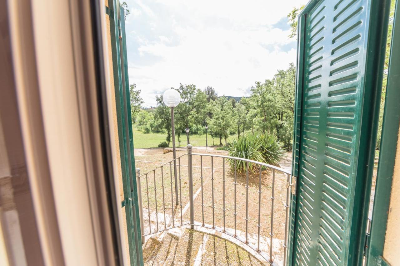 Apartamentos Rurales El Colvillo トリヨ エクステリア 写真